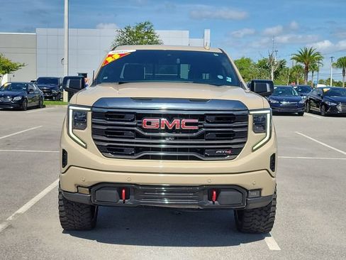 Used 2023 GMC Sierra 1500 AT4 w/ AT4 Premium Package AWD/4WD image 2
