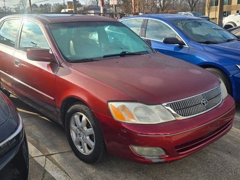 Used 2002 Toyota Avalon XLS image 3