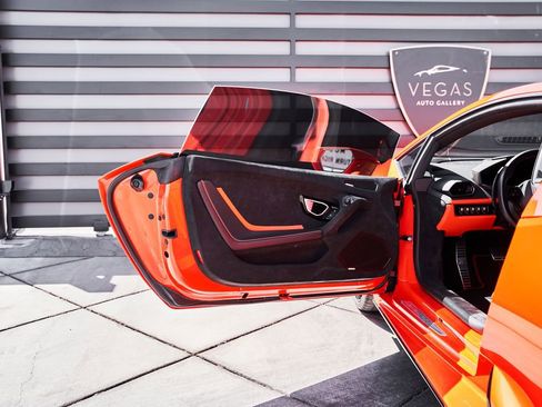 Used 2023 Lamborghini Huracan Tecnica RWD image 34