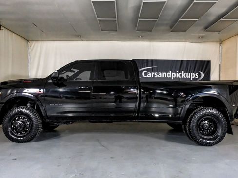 Used 2021 RAM 3500 Laramie w/ Night Edition image 11