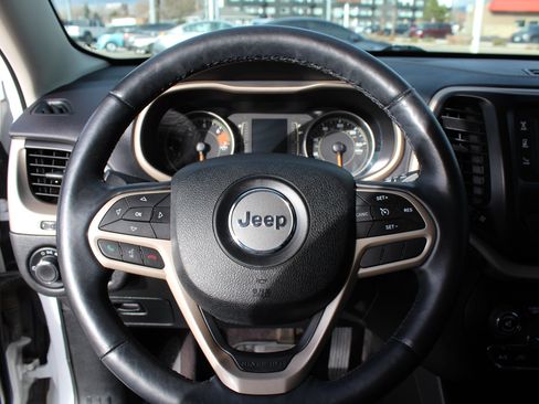 Used 2017 Jeep Cherokee Sport w/ Cold Weather Group image 45