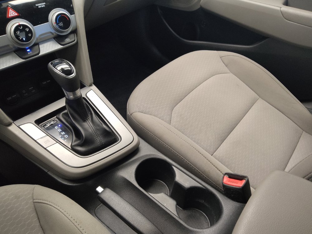 Used 2019 Hyundai Elantra SEL FWD image 26