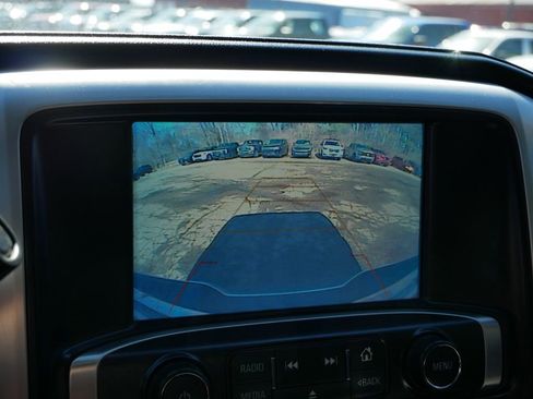 Used 2018 GMC Sierra 1500 SLE image 27