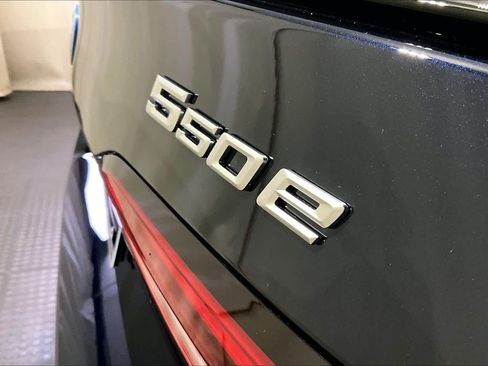 New 2027 BMW 550e xDrive w/ Executive Package AWD/4WD image 6