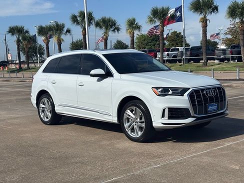 Used 2020 Audi Q7 3.0T Premium Plus w/ Premium Plus Package AWD/4WD image 5