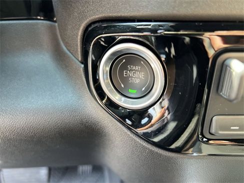 New 2025 Chevrolet Silverado 1500 High Country image 17