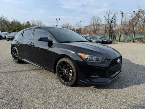 Used 2020 Hyundai Veloster Turbo R-Spec image 3