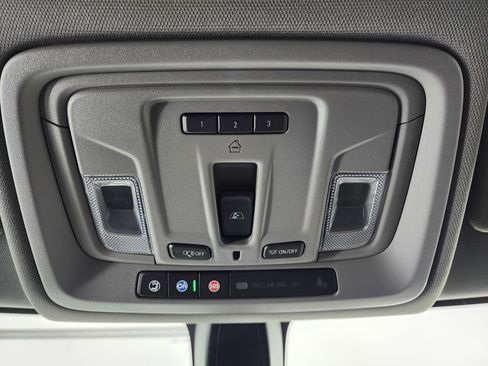 Used 2020 Chevrolet Silverado 1500 LT Trail Boss image 51