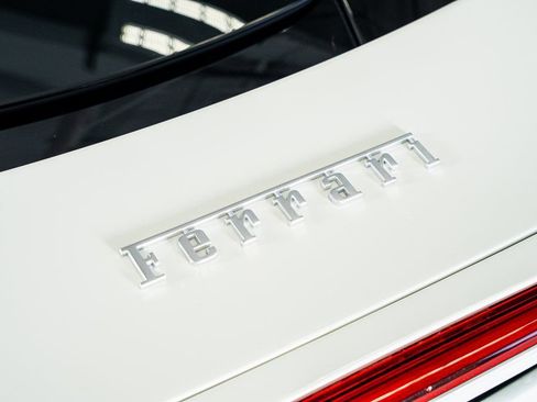 Used 2021 Ferrari SF90 Stradale image 28