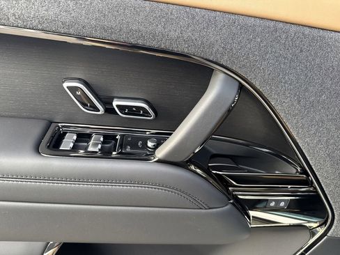 New 2025 Land Rover Range Rover Sport Dynamic SE image 28