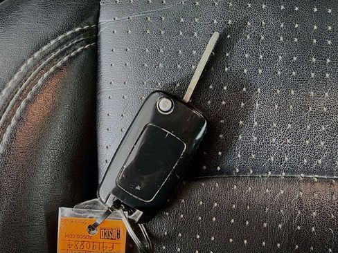 Used 2015 Chevrolet Sonic LTZ image 11