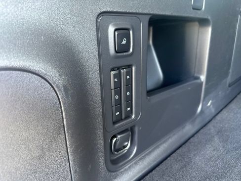Used 2025 Ford Expedition Max Platinum w/ Driver's Package AWD/4WD image 12