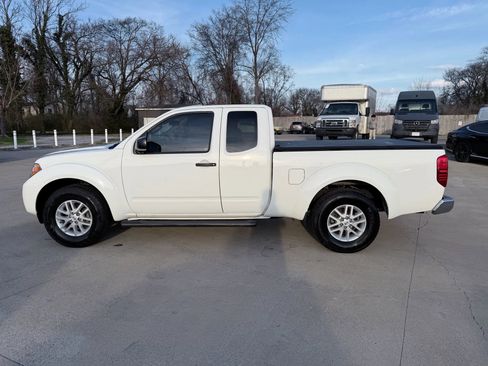 Used 2017 Nissan Frontier SV image 42