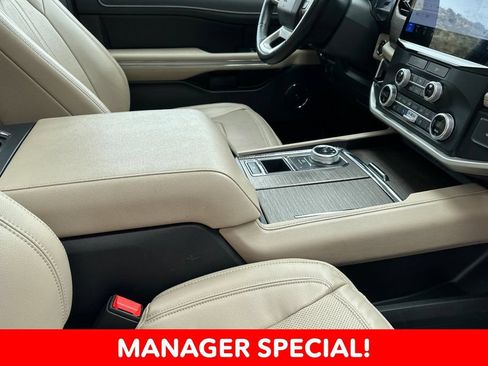 Used 2023 Ford Expedition Max Limited RWD image 16