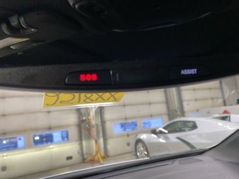 Used 2025 Chrysler Pacifica Limited FWD image 49