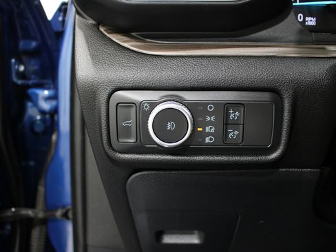 Used 2021 Ford Explorer Limited AWD/4WD image 8