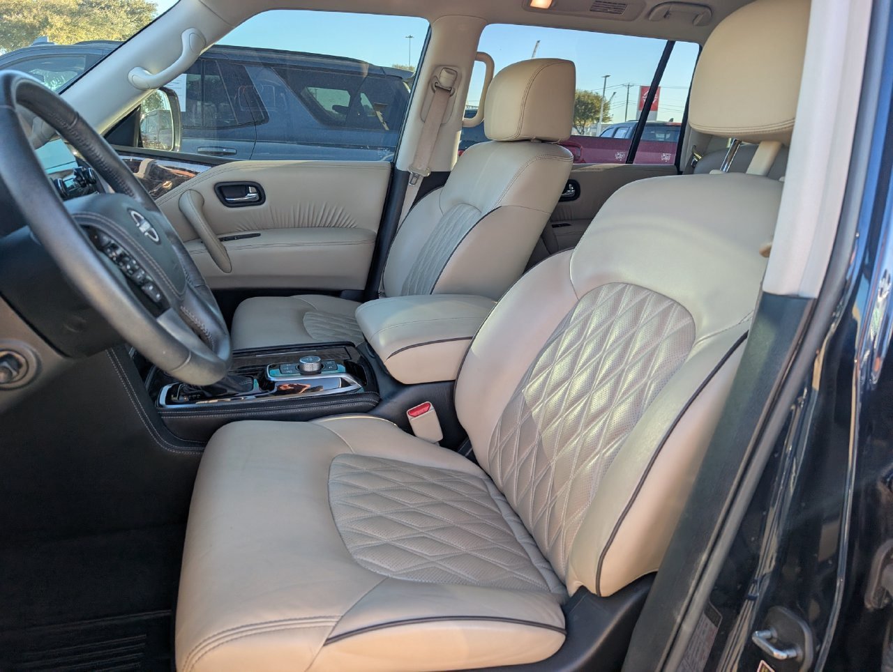Used 2022 Nissan Armada Platinum w/ Captain's Chairs Package RWD image 27
