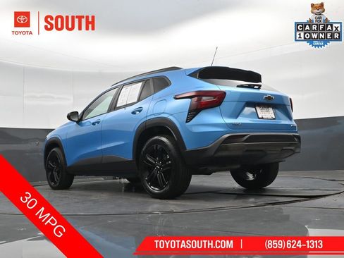 Used 2025 Chevrolet Trax ACTIV w/ Driver Confidence Package FWD image 39