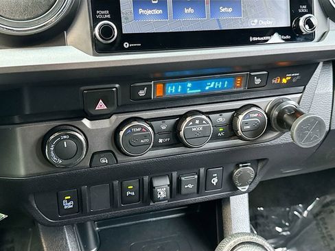 Used 2023 Toyota Tacoma TRD Off-Road w/ TRD Premium Off Road Package image 20