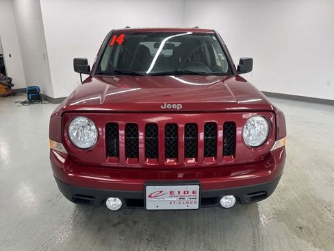Used 2014 Jeep Patriot Latitude image 3