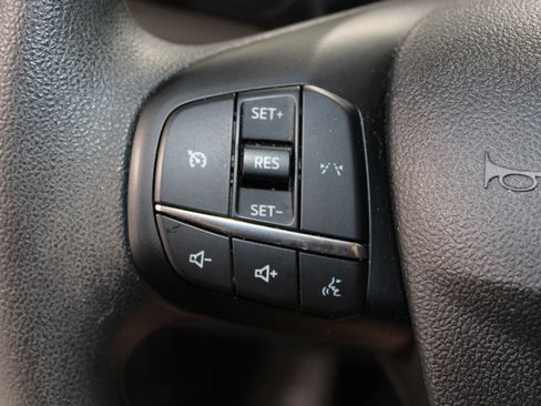 Used 2025 Ford Escape Active AWD/4WD image 19