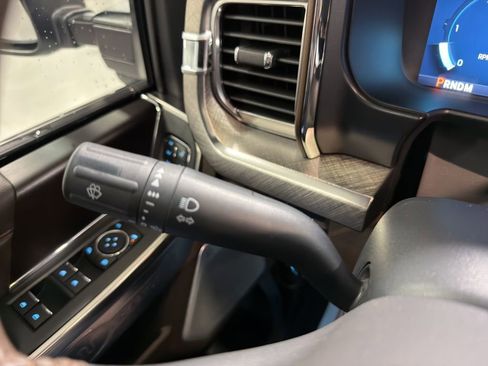 Used 2024 Ford F250 King Ranch w/ Chrome Package image 28