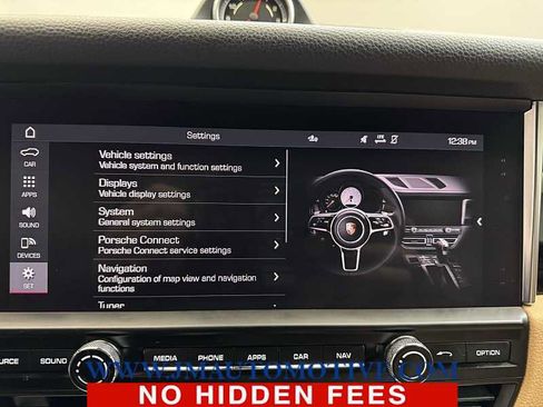 Used 2021 Porsche Macan image 29