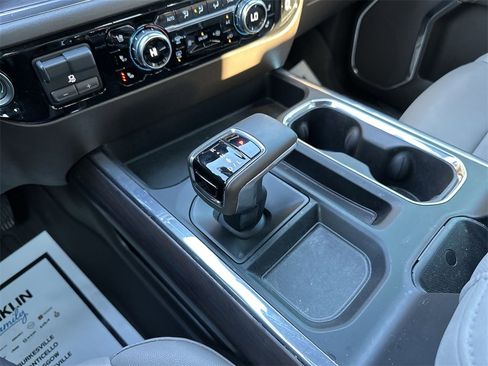 Used 2024 GMC Sierra 1500 SLT w/ SLT Premium Plus Package image 19