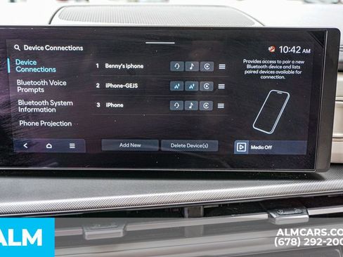 Used 2025 Hyundai Santa Fe SEL FWD image 40