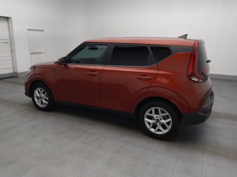 Used 2022 Kia Soul LX w/ Technology Package FWD image 3