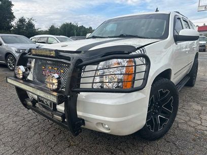 Used 2011 GMC Yukon SLT w/ SLT-2 Equipment Package