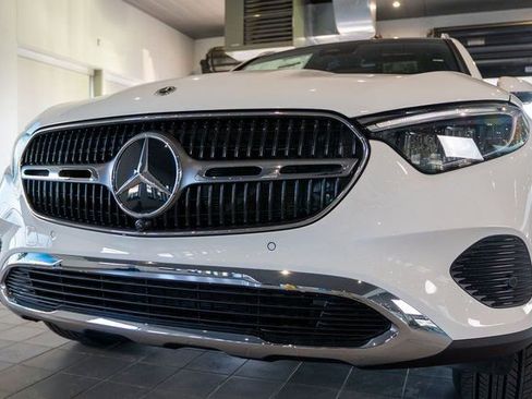 New 2026 Mercedes-Benz GLC 300 4MATIC image 11