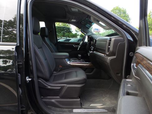 Used 2024 GMC Sierra 1500 Elevation w/ Elevation Premium Package image 42