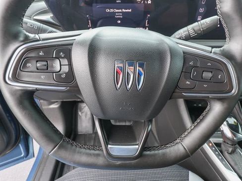 Used 2024 Buick Envista Preferred w/ Convenience I Package FWD image 17