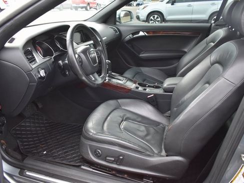 Used 2010 Audi A5 2.0T Premium image 7
