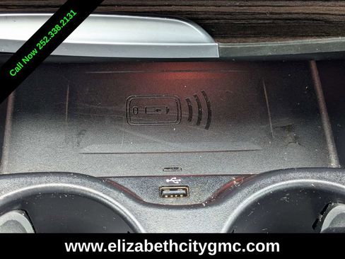 Used 2023 BMW 530i xDrive w/ Premium Package image 29