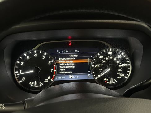 Used 2024 Nissan Titan SV w/ SV Convenience Package AWD/4WD image 37