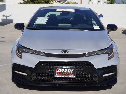 Certified 2022 Toyota Corolla SE w/ Carpet Mat Package (TMS) image 3