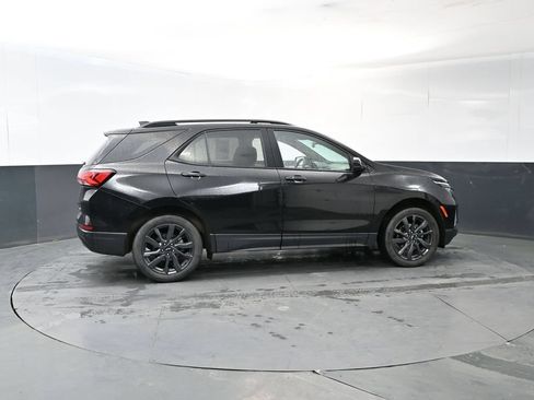 Used 2023 Chevrolet Equinox RS AWD/4WD image 6