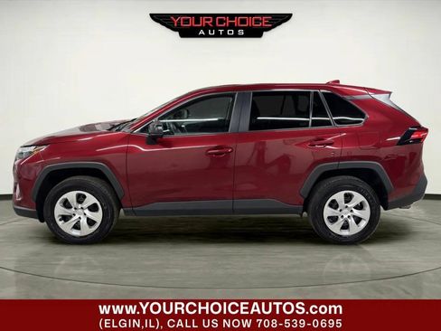 Used 2025 Toyota RAV4 LE AWD/4WD image 2