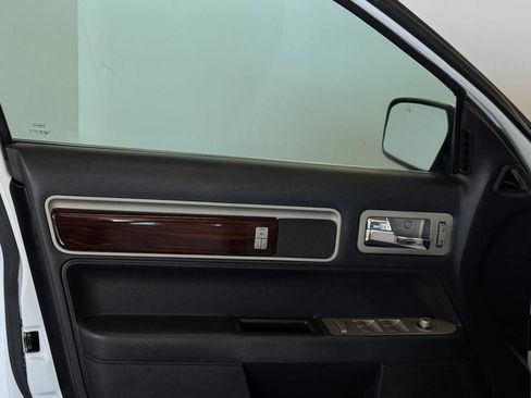 Used 2007 Lincoln MKZ Sedan 4D image 11