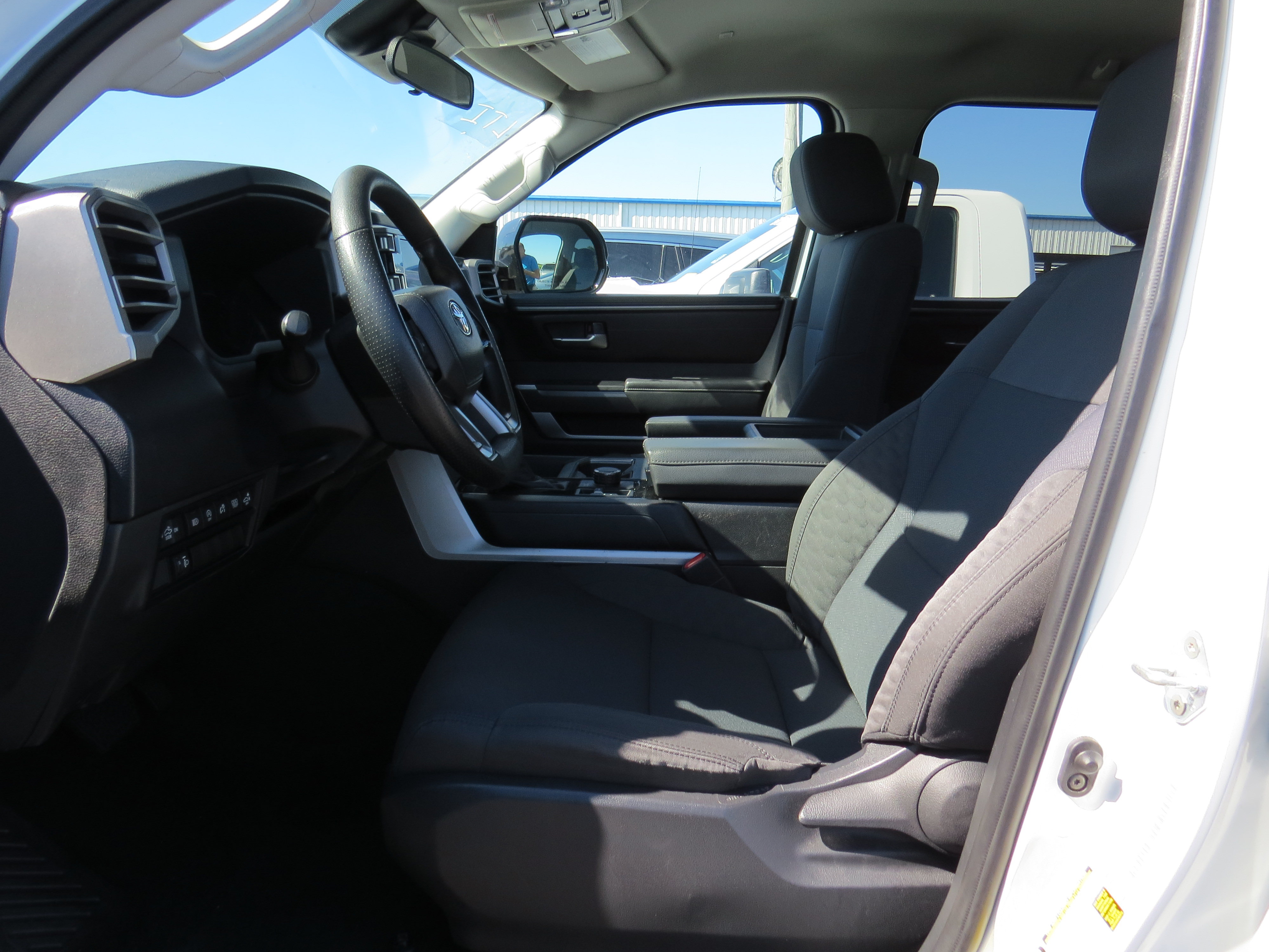Used 2023 Toyota Tundra SR5 w/ SR5 Convenience Package AWD/4WD image 16