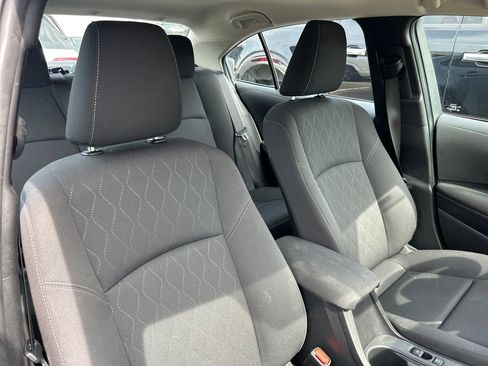 Used 2024 Toyota Corolla LE FWD image 14