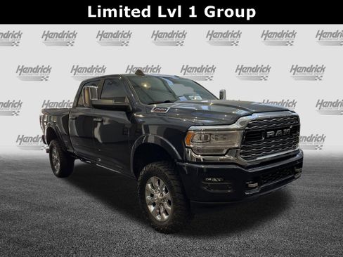 Used 2021 RAM 2500 Limited AWD/4WD image 2