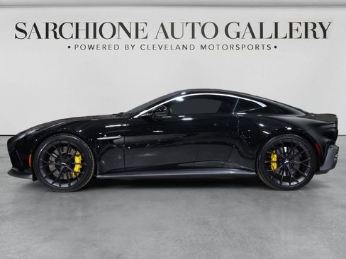 Used 2026 Aston Martin V8 Vantage Coupe RWD image 5