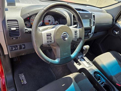 Used 2014 Nissan Xterra PRO-4X AWD/4WD image 18