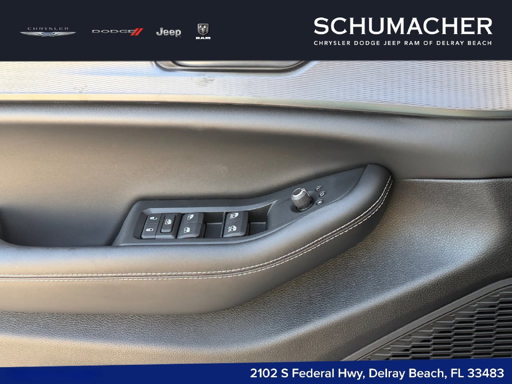 New 2026 Jeep Grand Cherokee Laredo RWD image 21