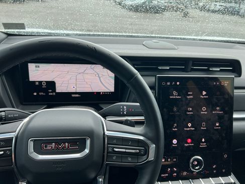 Used 2026 GMC Terrain Elevation AWD/4WD image 13