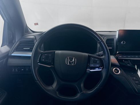 Used 2025 Honda Odyssey Sport-L image 17