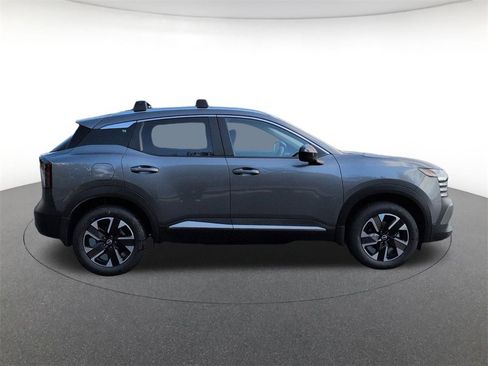 New 2026 Nissan Kicks SV w/ Cold Weather Package image 4